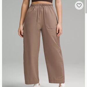 lululemon athletica mid rise barrel pant